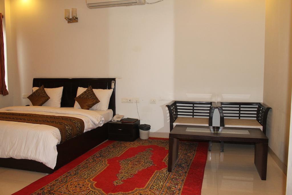 Airport Hotel Jet Inn Suites New Delhi Cameră foto
